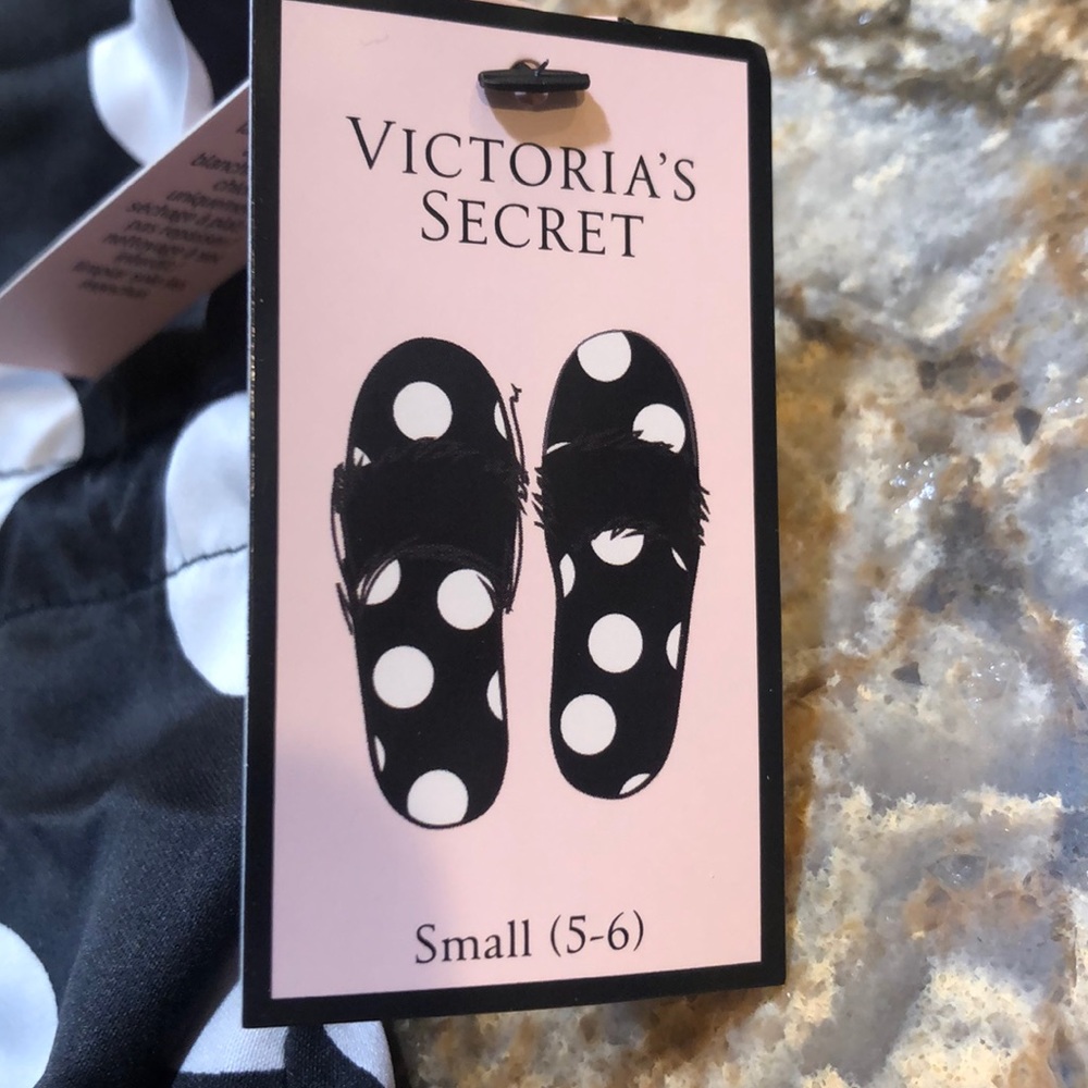 Victoria’s Secret Slippers - Picture 3 of 5